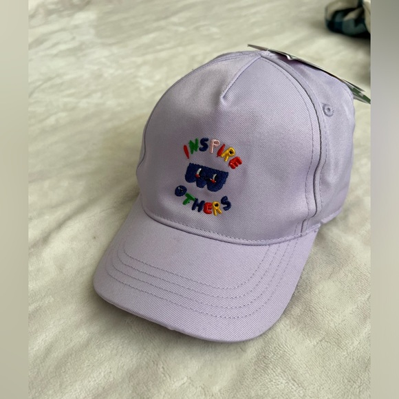 NWT 9-12M H&M baby girl baby boy hat with print - Picture 2 of 3